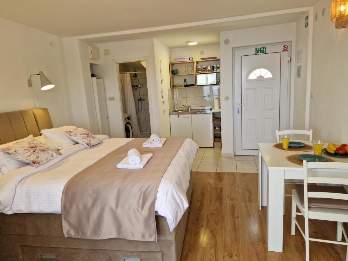 Apartmani Luan 비스 외부 사진